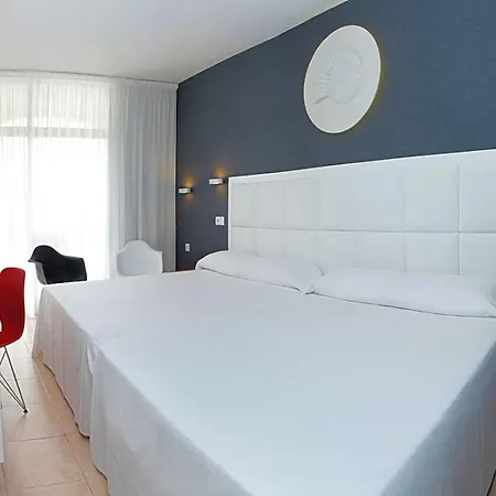 Evenia Olympic Garden Hotel 4*