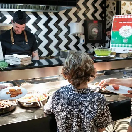 Evenia Olympic Garden 4*